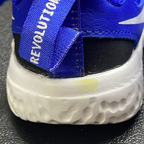 Toddler boys Nike Revolution running Sneakers Size 2C - Picture 5 of 9